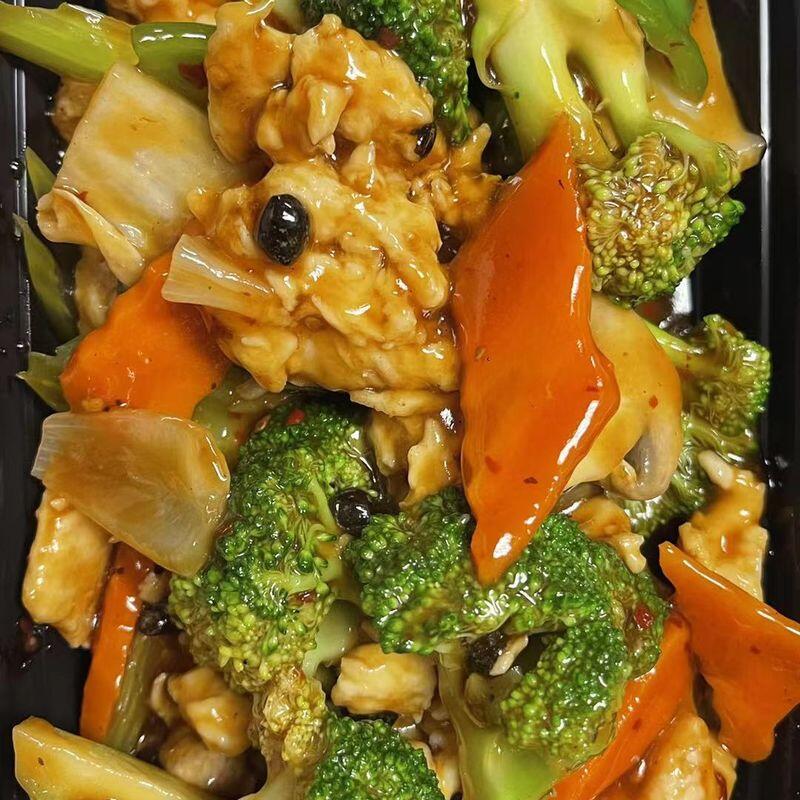 C19. Hunan Chicken