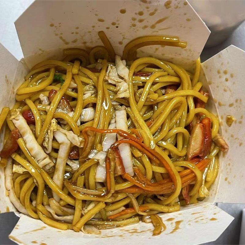 L2. Roast Pork Lo Mein